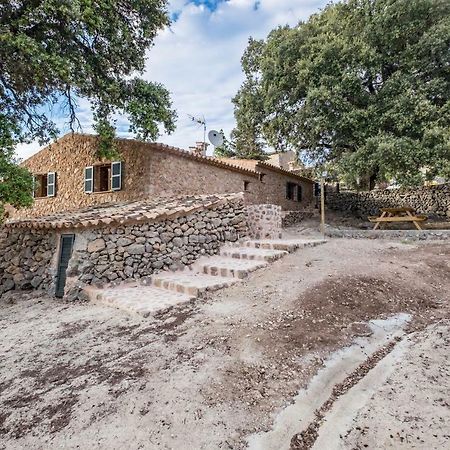 Agroturismo Son Alzines Lluc Bagian luar foto