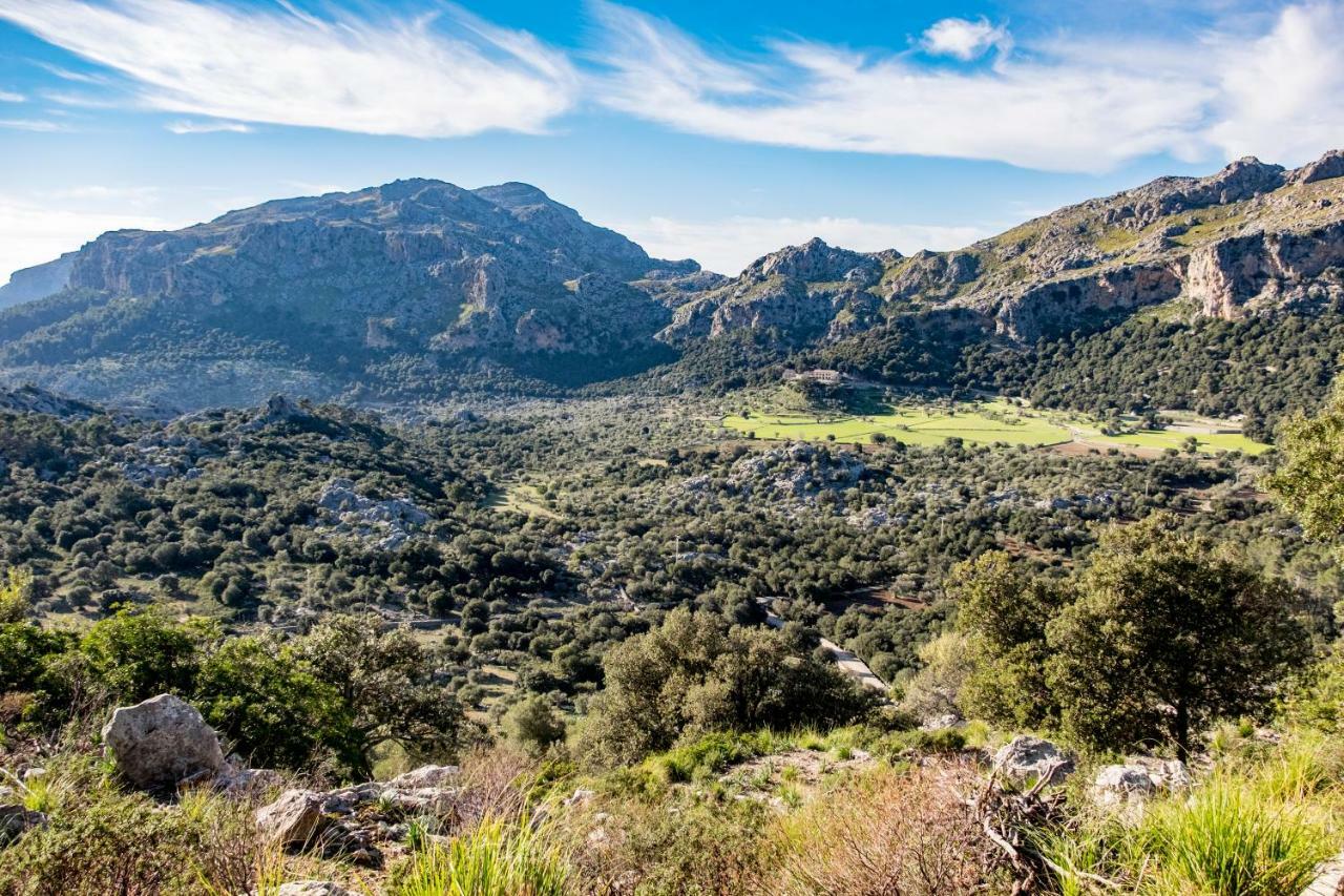 Agroturismo Son Alzines Lluc Bagian luar foto