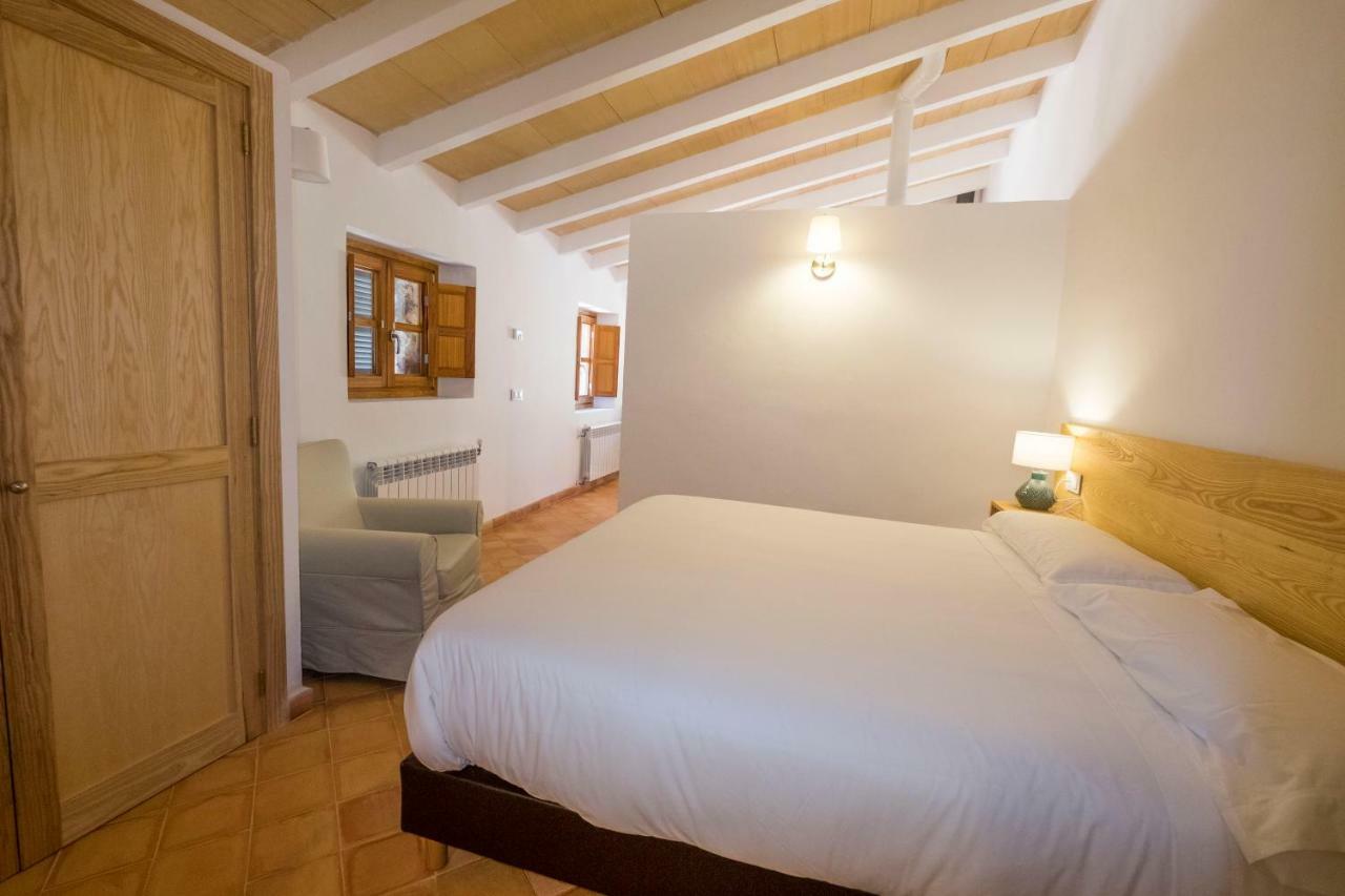 Agroturismo Son Alzines Lluc Bagian luar foto