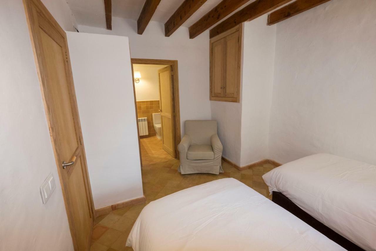 Agroturismo Son Alzines Lluc Bagian luar foto